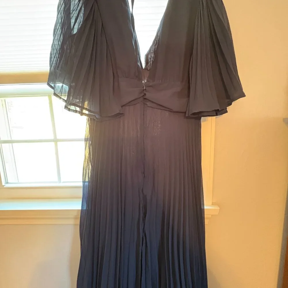 Navy blue gown - Picture 5 of 5